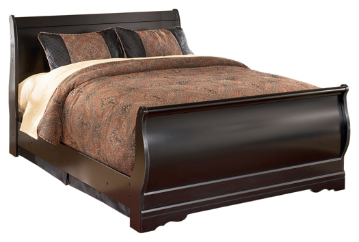 Huey Vineyard Sleigh Bed
