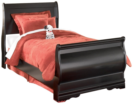 Huey Vineyard Sleigh Bed