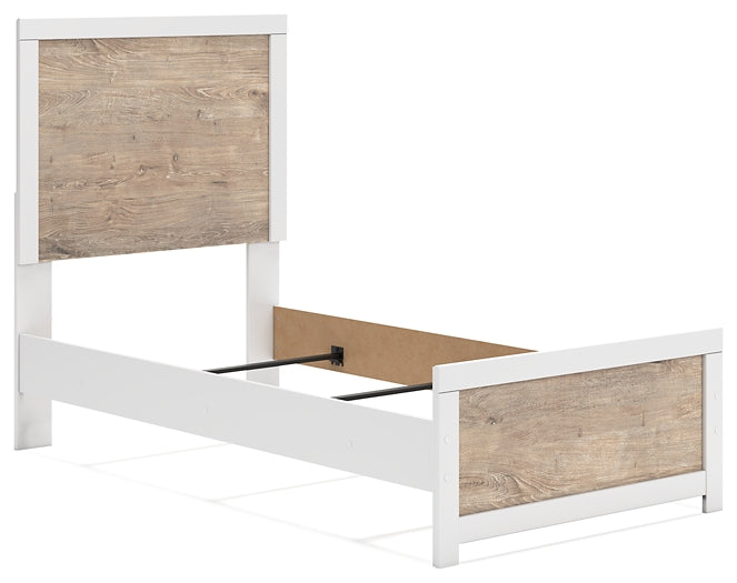 Charbitt Panel Bed
