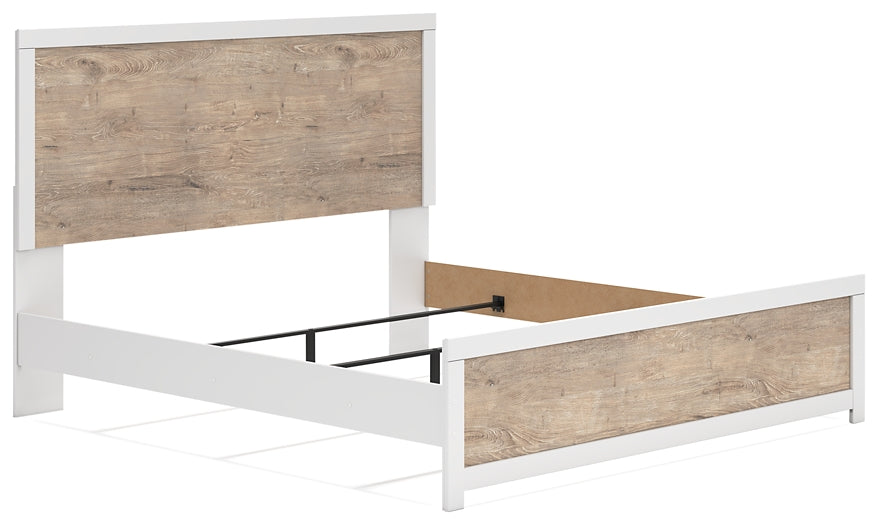 Charbitt Panel Bed