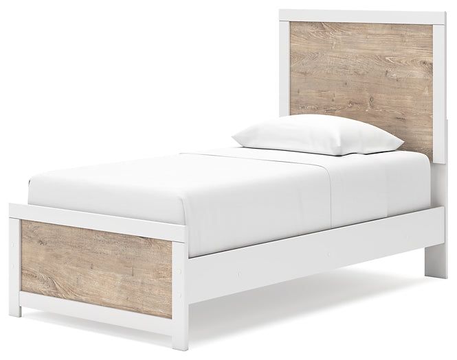 Charbitt Panel Bed