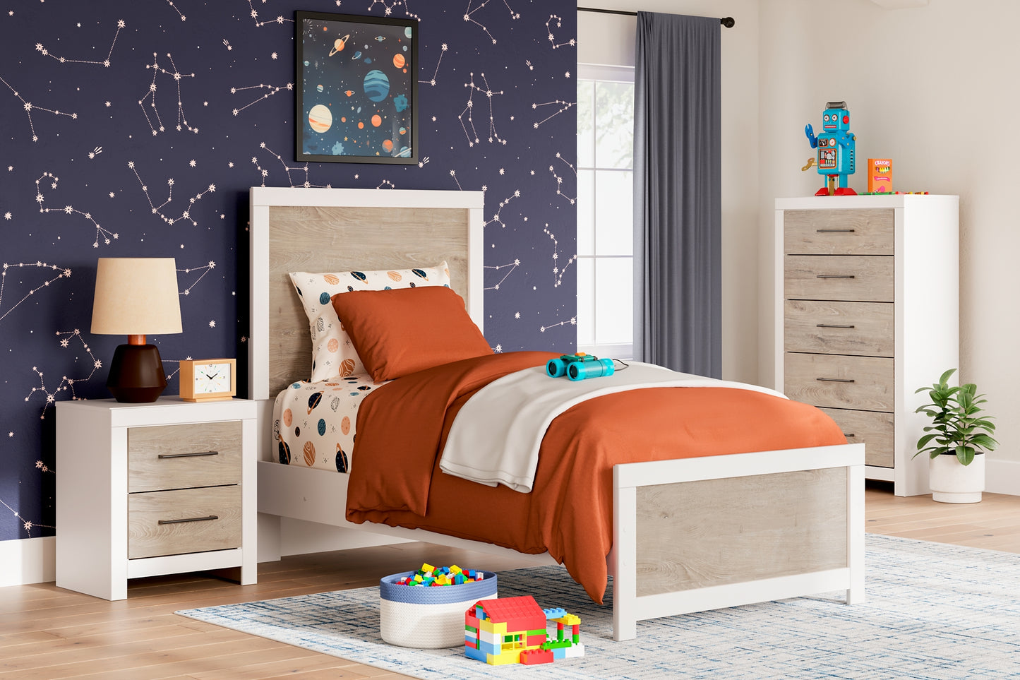 Charbitt Panel Bed