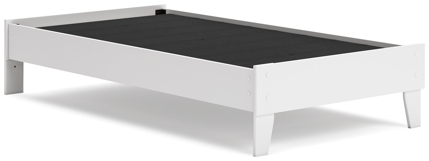 Socalle Platform Bed