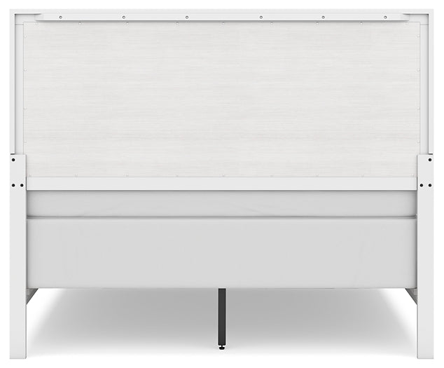 Binterglen Panel Bed