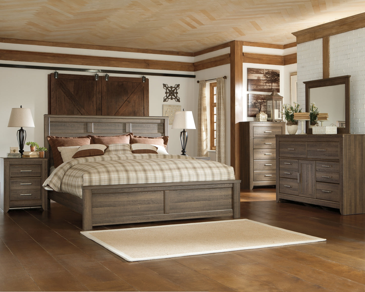 Juararo King Panel Bed with Mirrored Dresser, Chest and 2 Nightstands